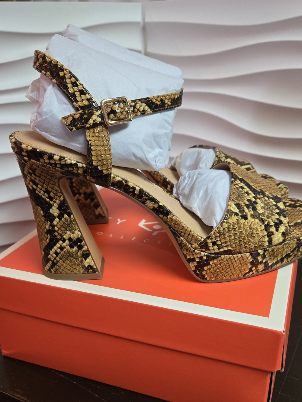 Katy Perry Collections The Square Open Sandal Snake-Print Embossed - Picture 4 of 6